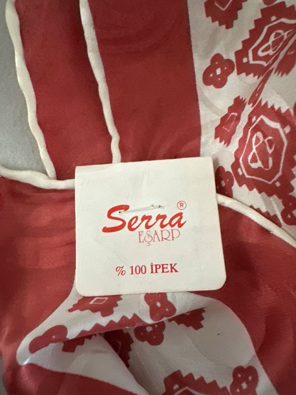 Foulard & Sciarpe: Tuch rot / weiss – Usato da Zug venduto da Hehe 3
