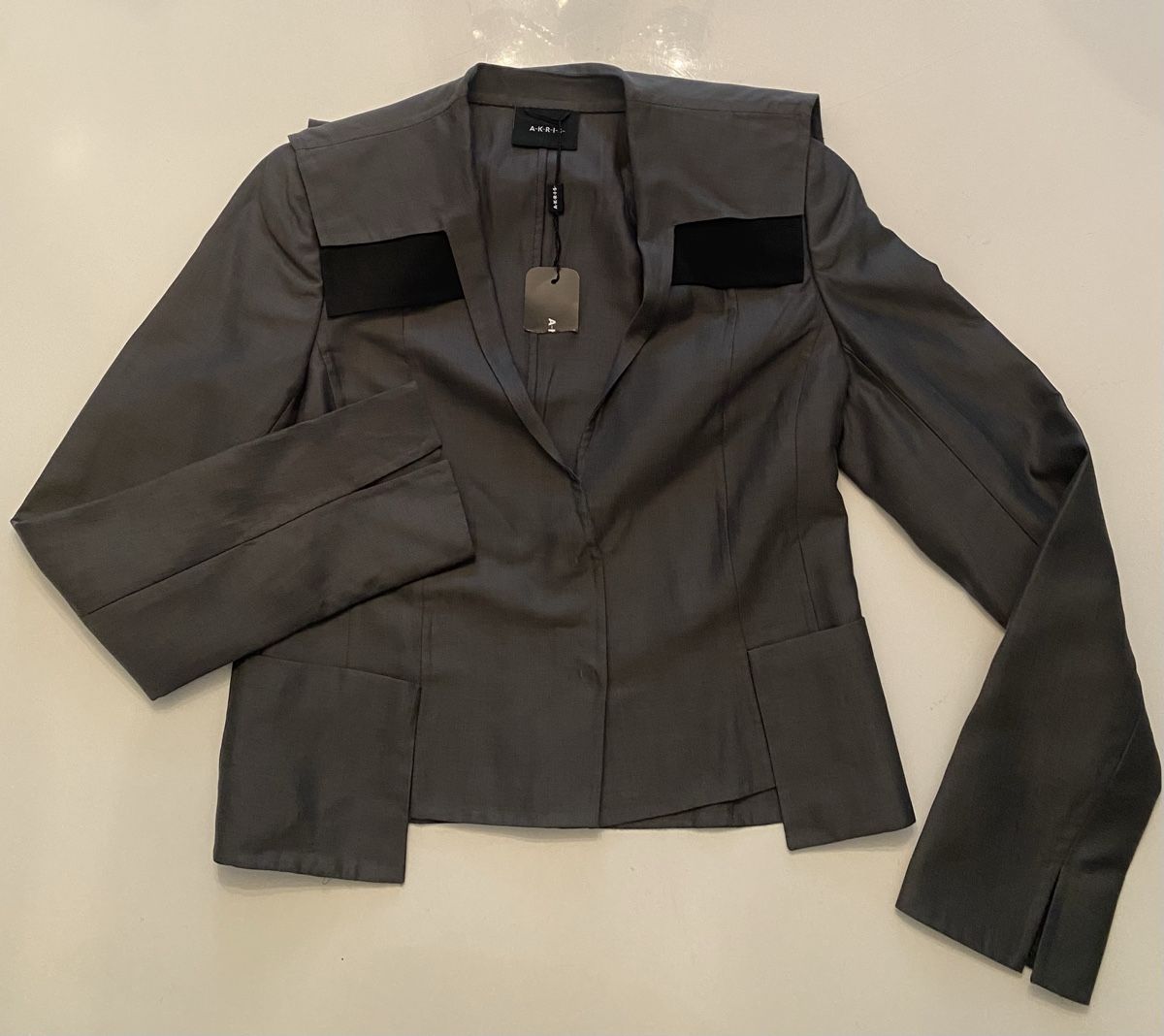 Akris Giacche: AKRIS Designer Jacke, Gr. 36, Grau - Neu! – Nuovo (secondo la descrizione) da Grabs venduto da blueye57