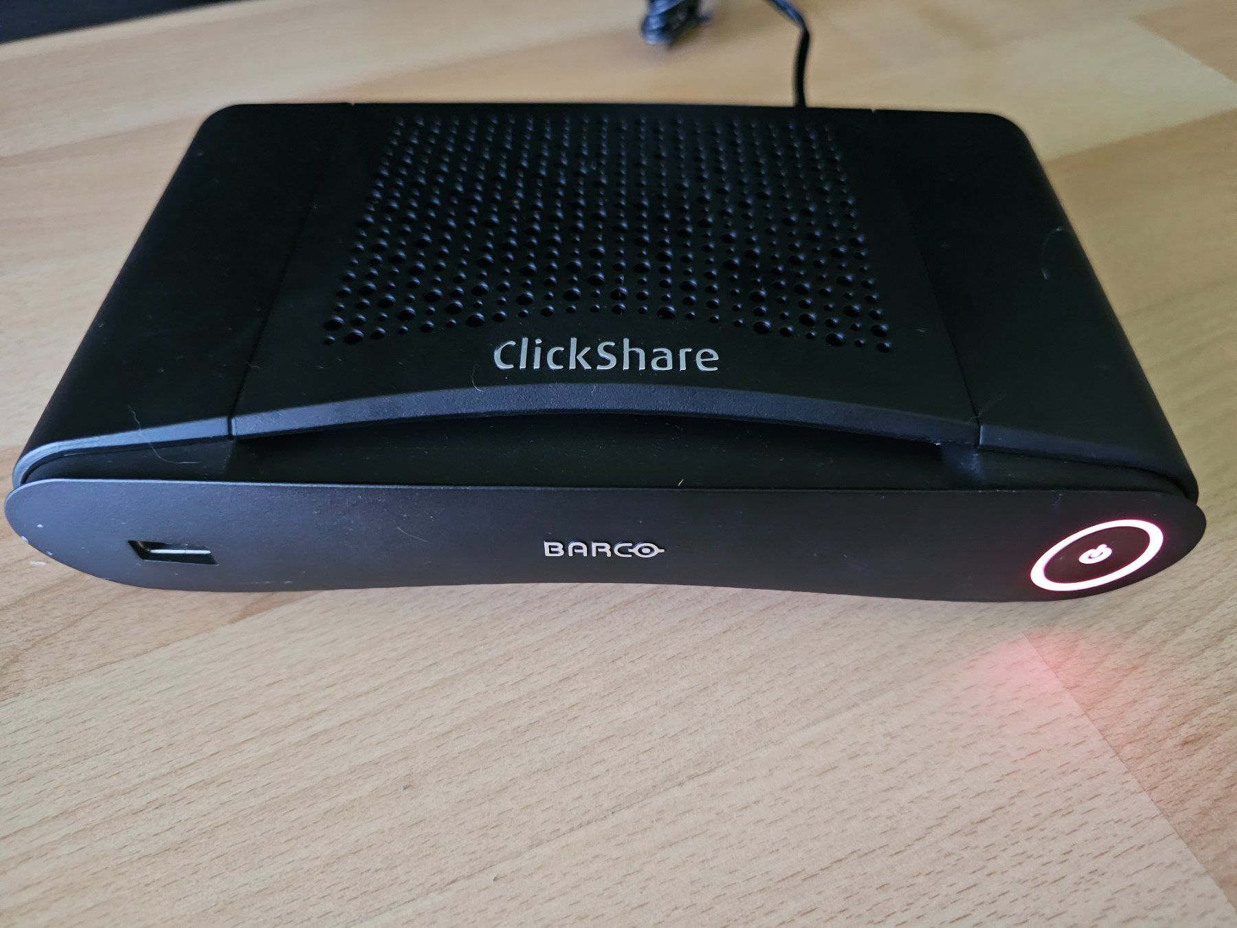 Barco Adattatori: Barco ClickShare CS-100 Base Unit (als Defekt, lesen!) – Difettoso da Adligenswil venduto da xtfnut
