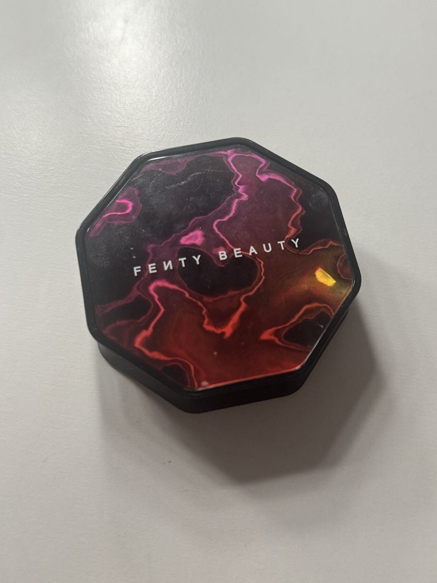 Make-up: Fenty Beauty Blush – Usato da Laupen ZH venduto da nas_h2nr 1