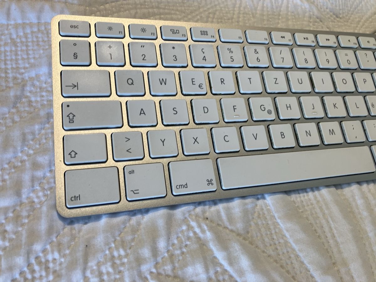 Apple Tastiere: Apple Tastatur – Usato da Schönenwerd venduto da Lichi 1