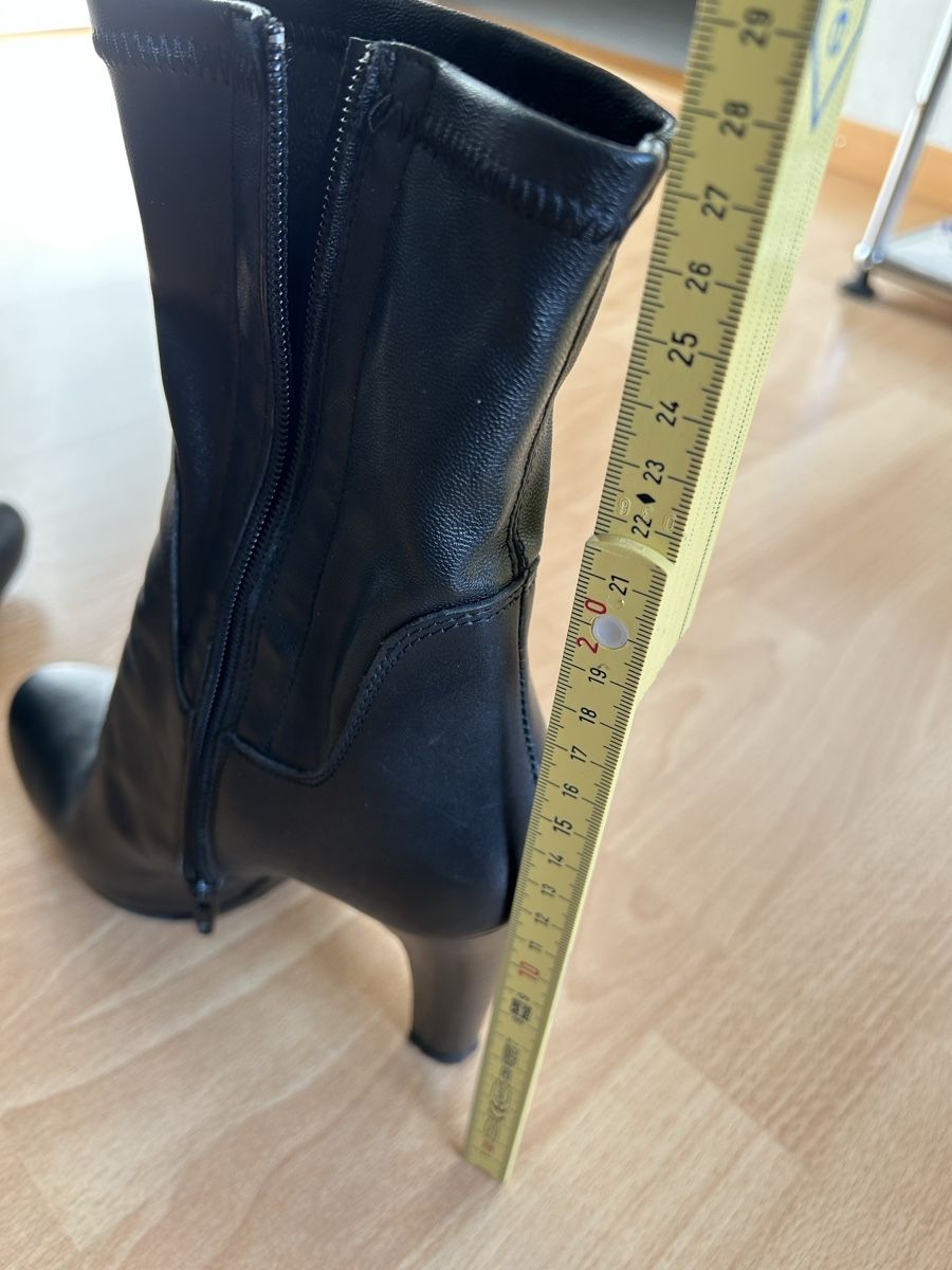 Scarpe da donna: Minelli Stiefeletten, Gr. 38 – Nuovo (secondo la descrizione) da Stein AG venduto da Amic_5275 3