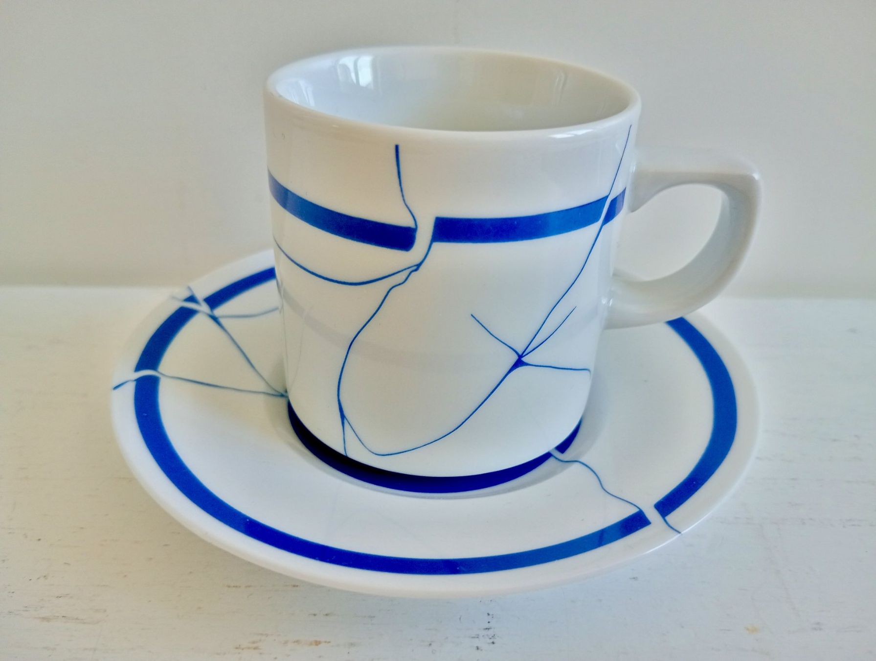 Pfister Tazze: Espressotasse Möbel Pfister 2012 Blau Weiss – Usato da Allschwil venduto da Evgeniia78