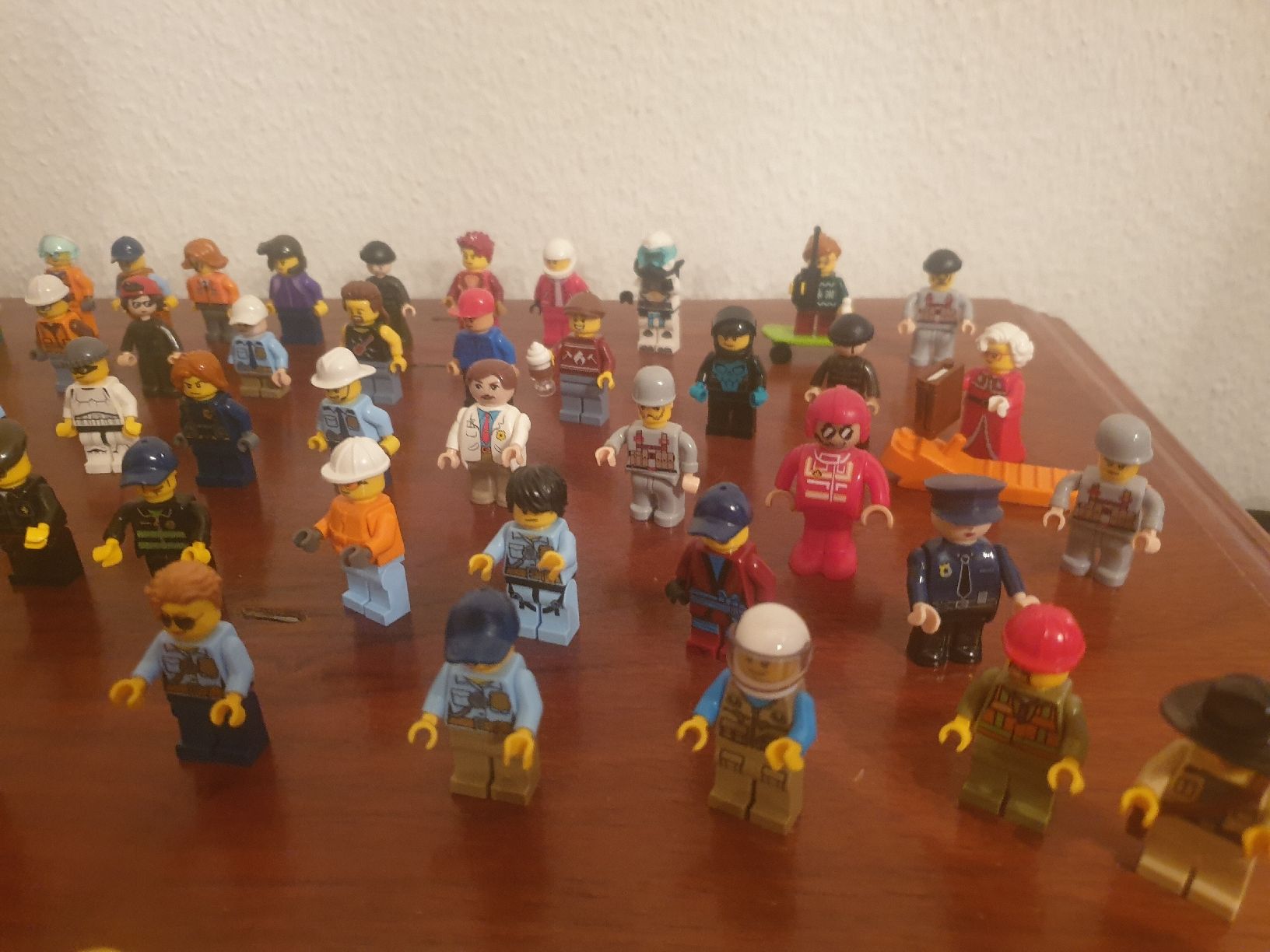 Lego Giocattoli: LEGO figurines – Usato da Fribourg venduto da mal_8zjh 5