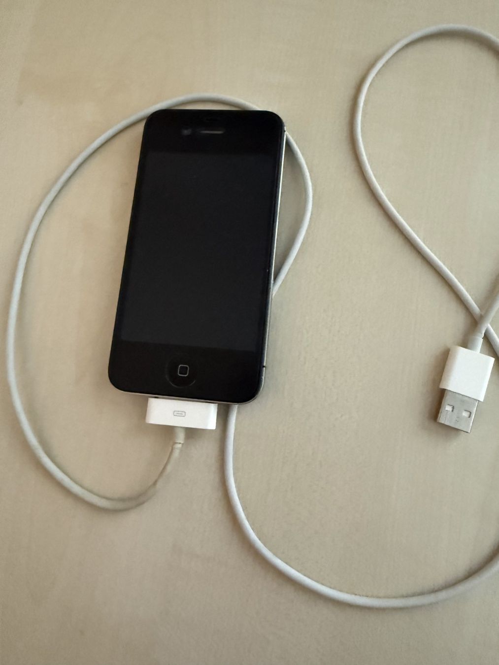 Apple Handys / Smartphones: iPhone 4s 64 GB schwarz – Gebraucht aus Fällanden von Roli12