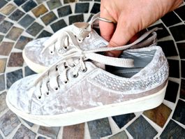 SNEAKER SCHUHE 37 CLAUDIA GHIZZANI SILBER GRAU GLITZER SAMT