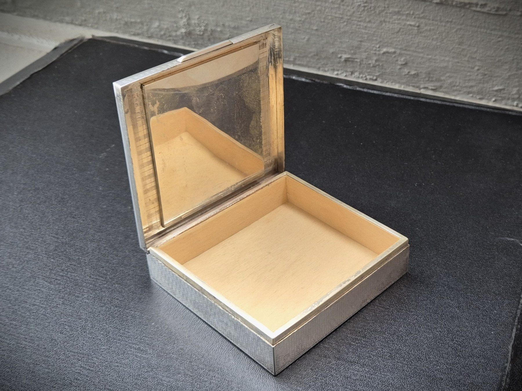 Autres tabacs: Zigarettenbox Silber – D'occasion à Zürich par brinkosos 9
