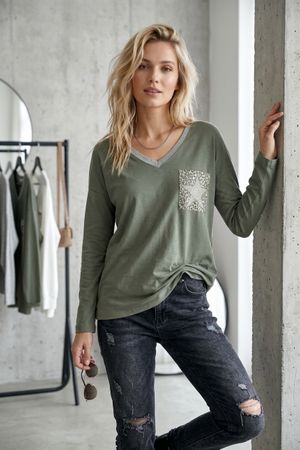 Cooles neues Sweatshirt aus 100% Baumwolle eher Gr.M-L