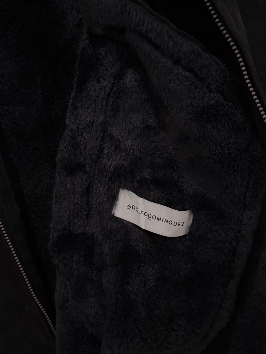 Giacche: Cosy Black Winter Jacket - Adolfo Dominguez - Size M – Usato da Schaffhausen venduto da die_kb5d 2