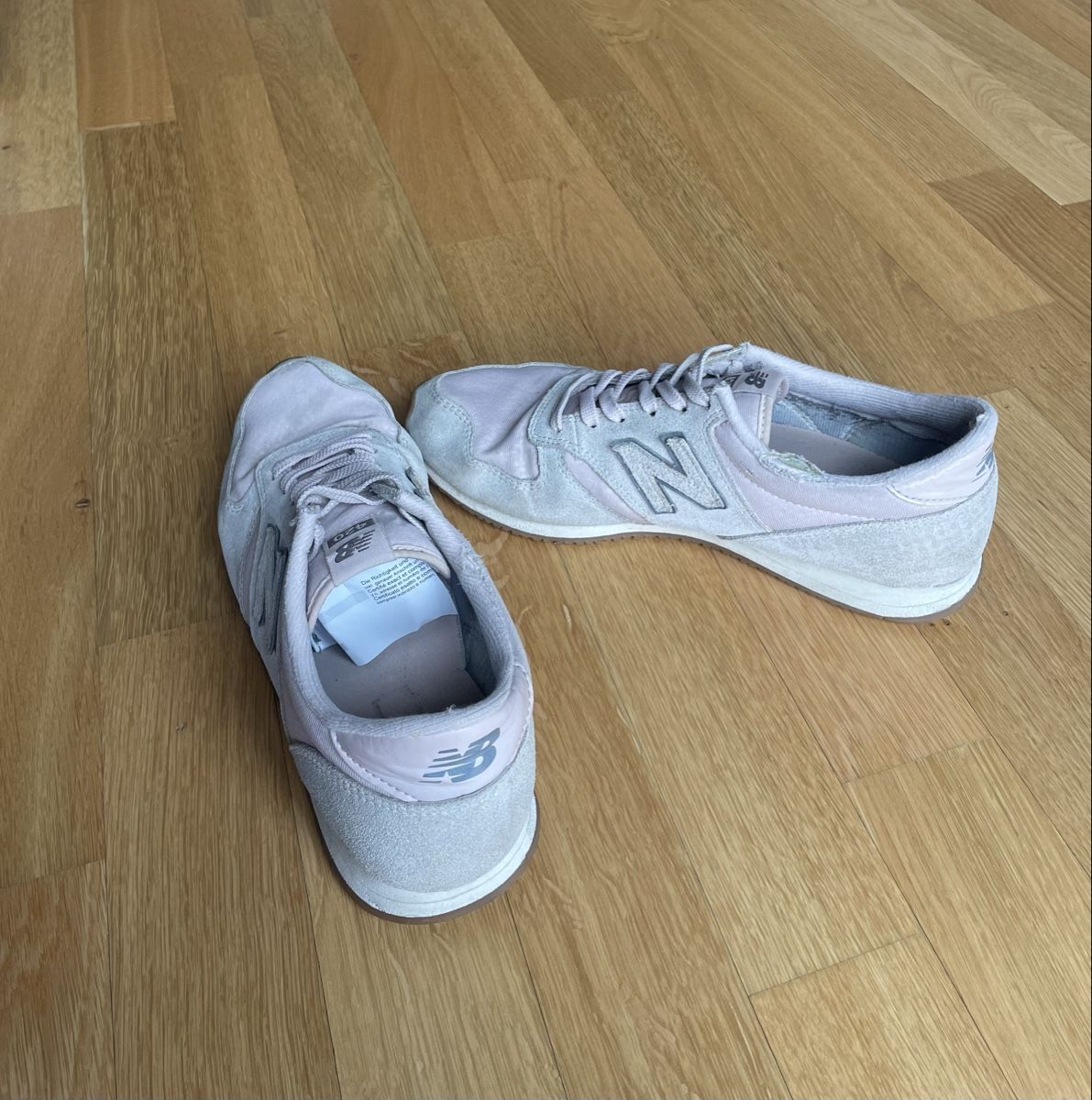 New Balance Herrenschuhe: rosa/graue New Balance 420, Gr 41.5 – Gebraucht aus Bern von AnnaS13 1