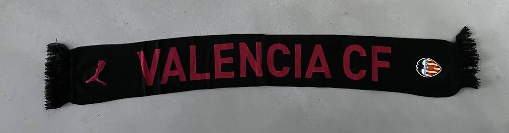 Foulard & Sciarpe: FC Valencia Schal ungebraucht – Usato da Schaan venduto da number888
