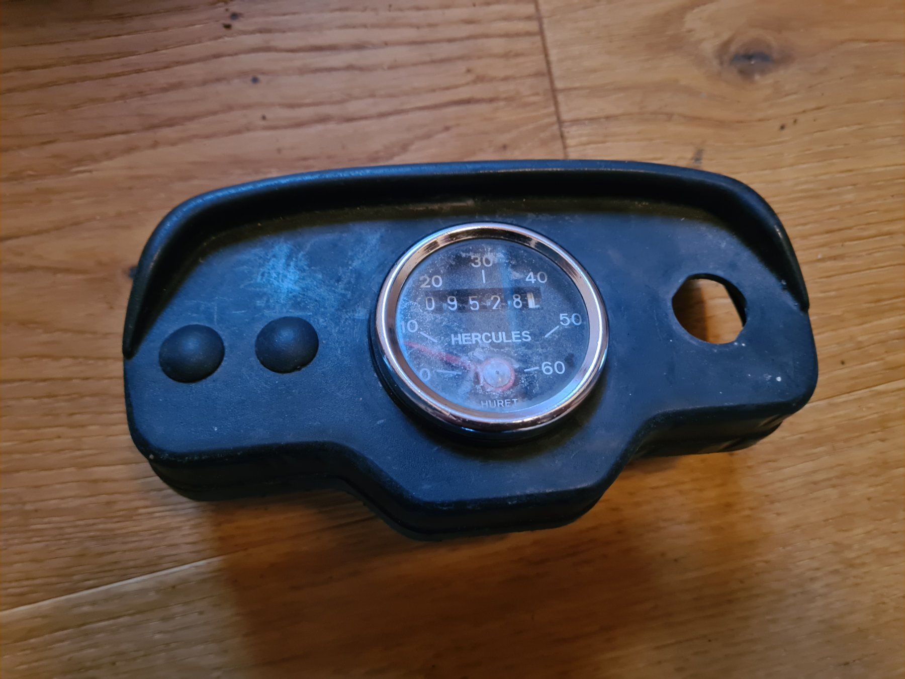Rixe Ciclomotori: Cockpit oberteil "Rixe" mit Tacho Huret, dreht! – Usato da frümsen venduto da Sailem