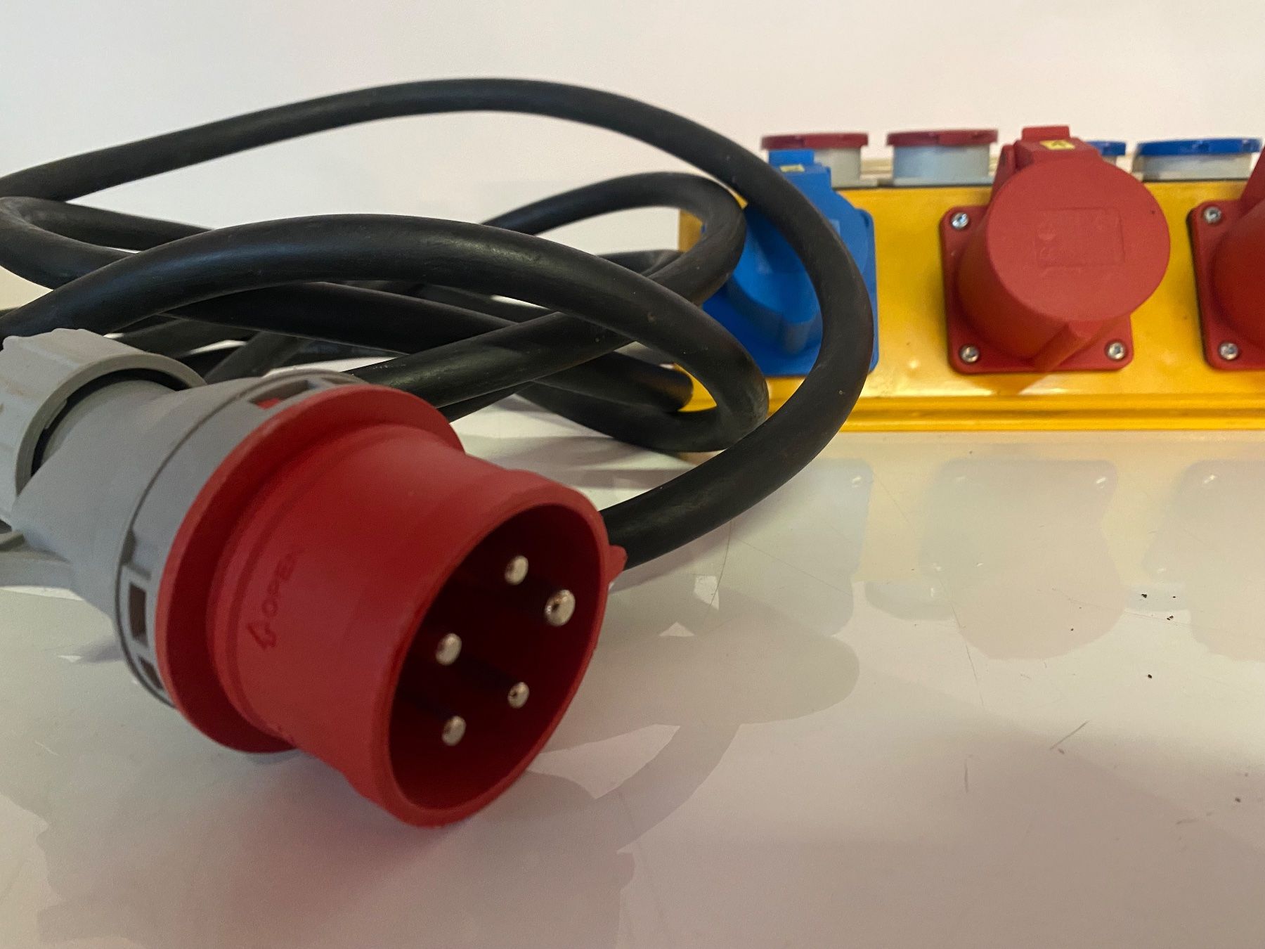 Elettrotecnica: Baustromverteiler, Bau - Stromverteilerkasten Max Hauri – Usato da Ballwil venduto da ClassicGallery 8