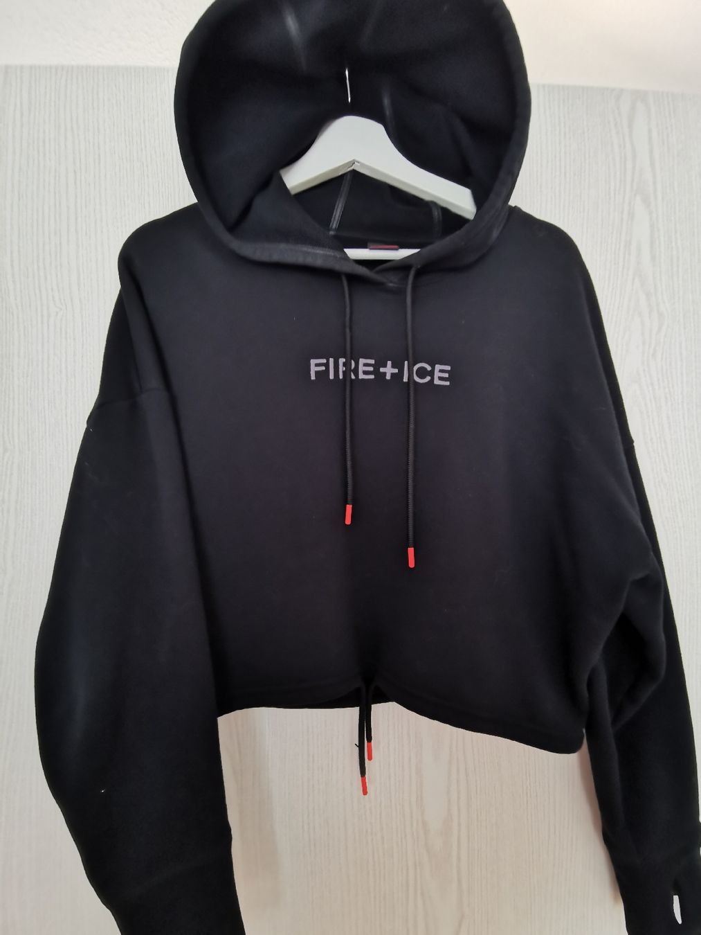 Bogner Camicette: Kurze Hoodie Bogner gr M – Usato da Ebnat-Kappel venduto da ani_fq2z 2