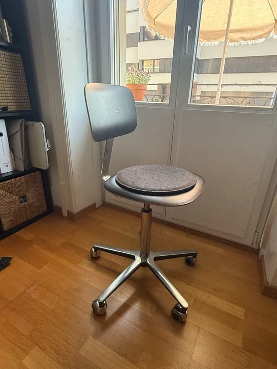 Embru Stühle: Bürostuhl Atelier 2100 - Christophe Marchand Design – Gebraucht aus Uetendorf von Pole8 1