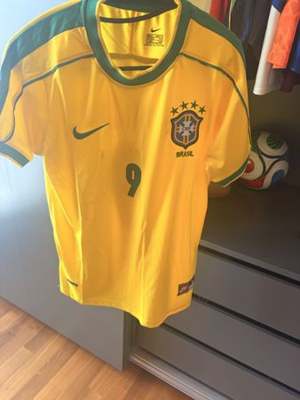 Brasil Trikot Ronaldo 9 Grösse SNike gelb gruen