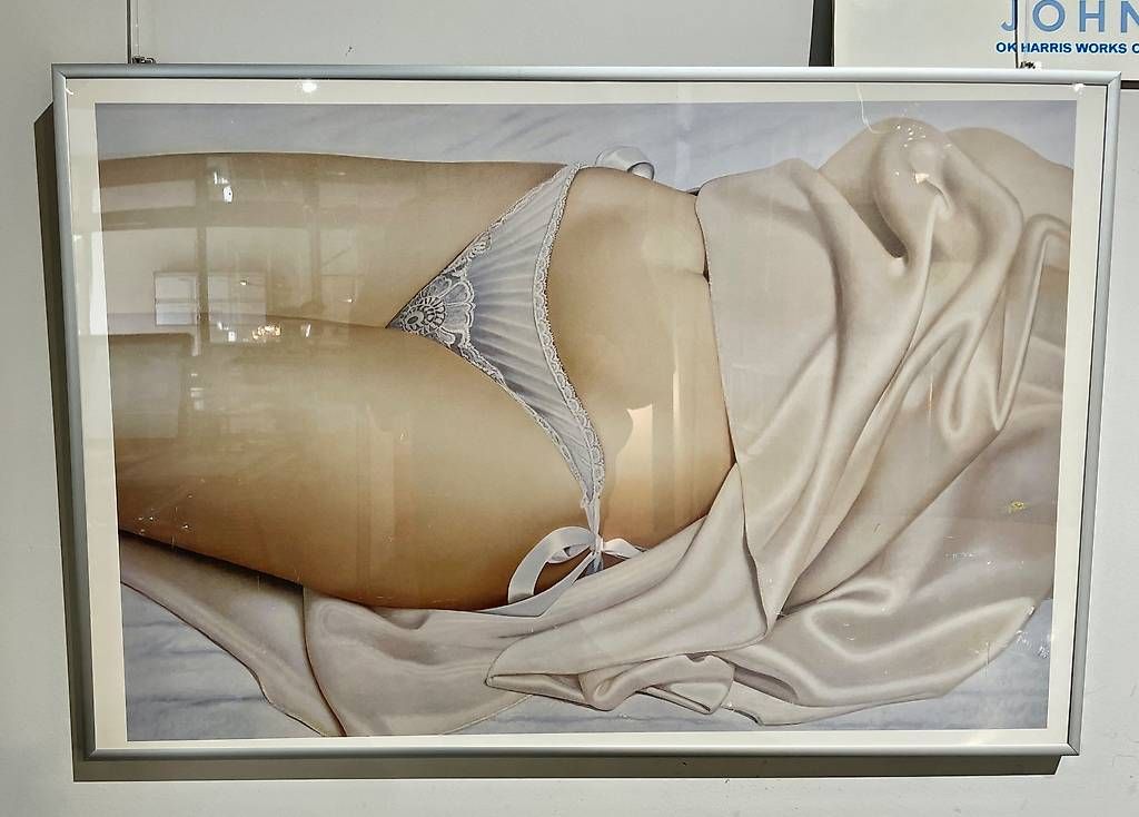 Foto & Immagini: Hyper-Realist Bilder – Usato da Zürich venduto da huwy10 3