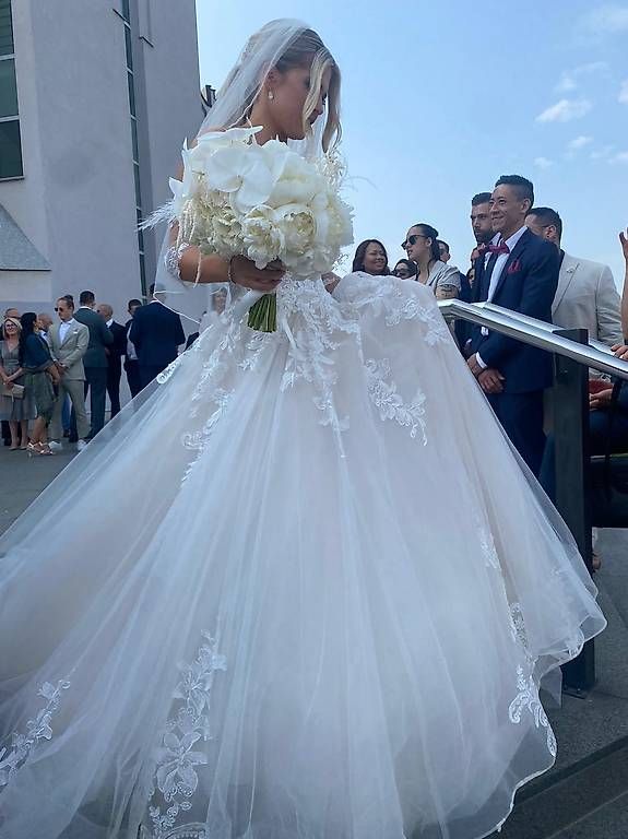 Kleider: Hochzeitskleid inkl. Schleier – Gebraucht aus Dübendorf von pau_2sq6 3