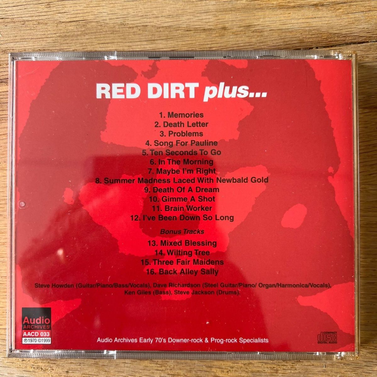 CDs: Red Dirt - Plus... / CD - UK-Pres. 1999 - TOP – Gebraucht aus Gais von soundcave57 1