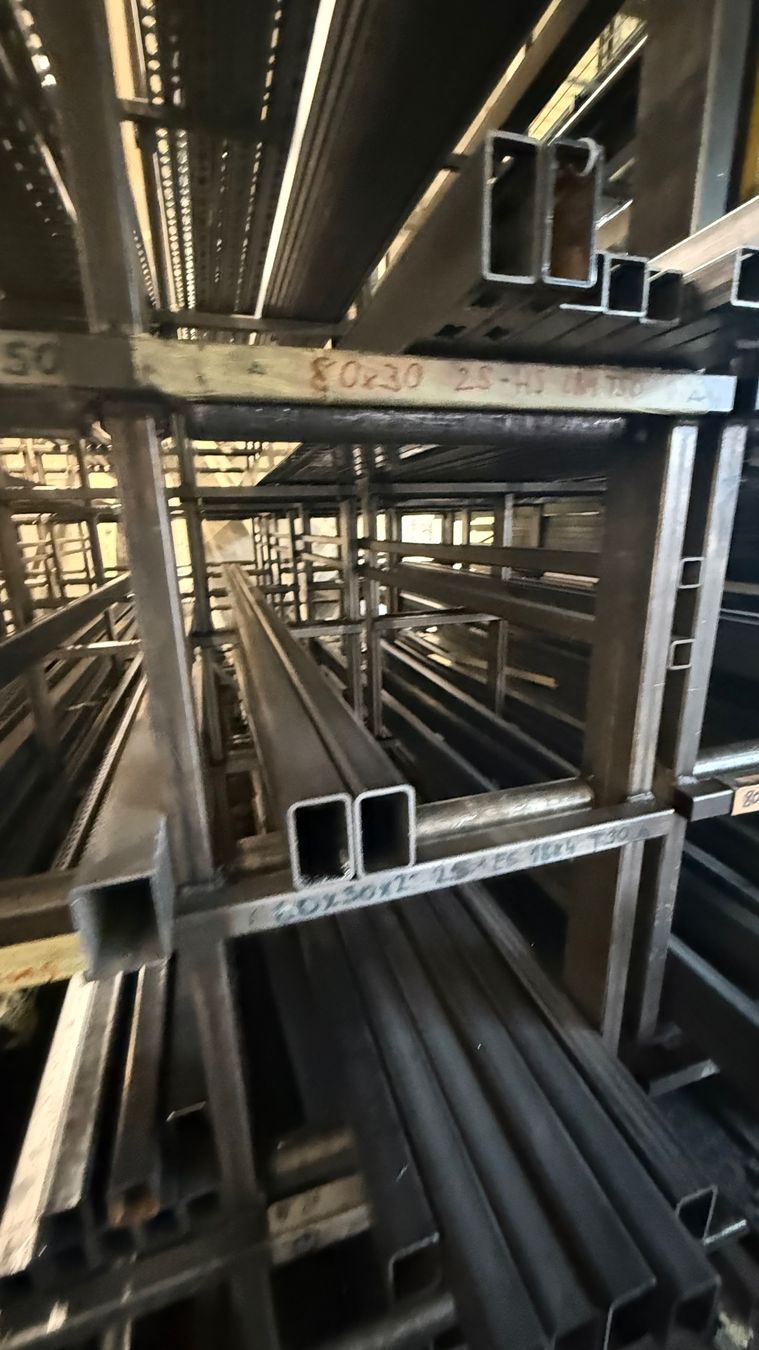 Scaffali: Gestell für Rohmaterial – Usato da Aedermannsdorf venduto da sam_9kng 3