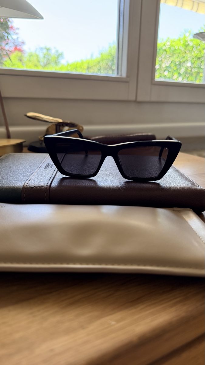 Saint Laurent Occhiali & Lenti: SAINT LAURENT PARIS Sonnenbrille – Usato da Bonstetten venduto da AngelaF23 5