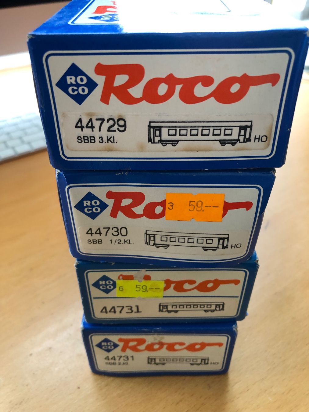 Roco Modellini di ferrovie: Roco 4er Set SBB NEU – Nuovo (secondo la descrizione) da Ostermundigen venduto da Garmin03 3