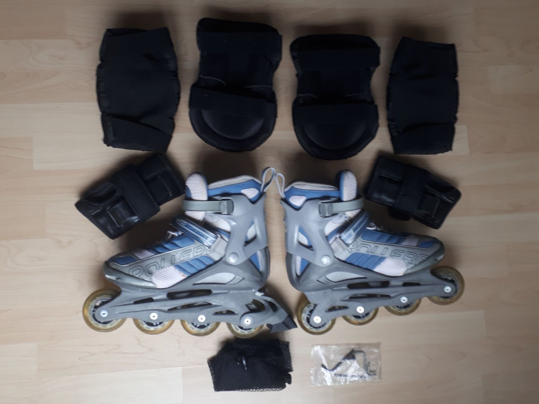 Pattini in linea & Pattini a rotelle: Inline Skates ROLLER B  Grösse 40,5 mit Gelenkschütz – Usato da Dürnten venduto da kuh_7mdq 4