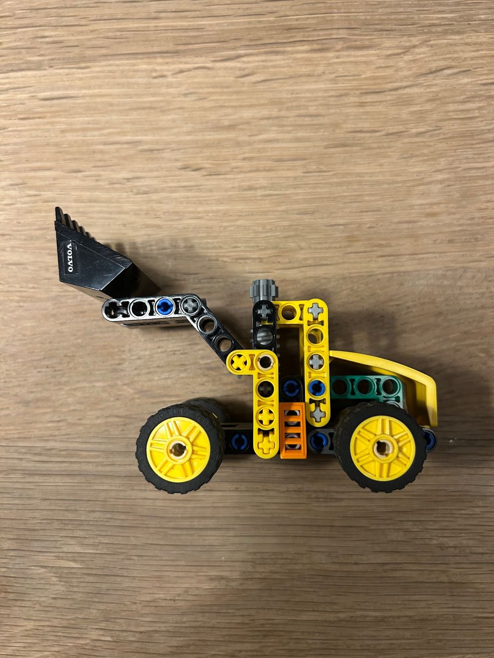 Lego Jouets: Lego Technic 30433 Volvo Radlader – D'occasion à Zürich par nicoleichholzer 1