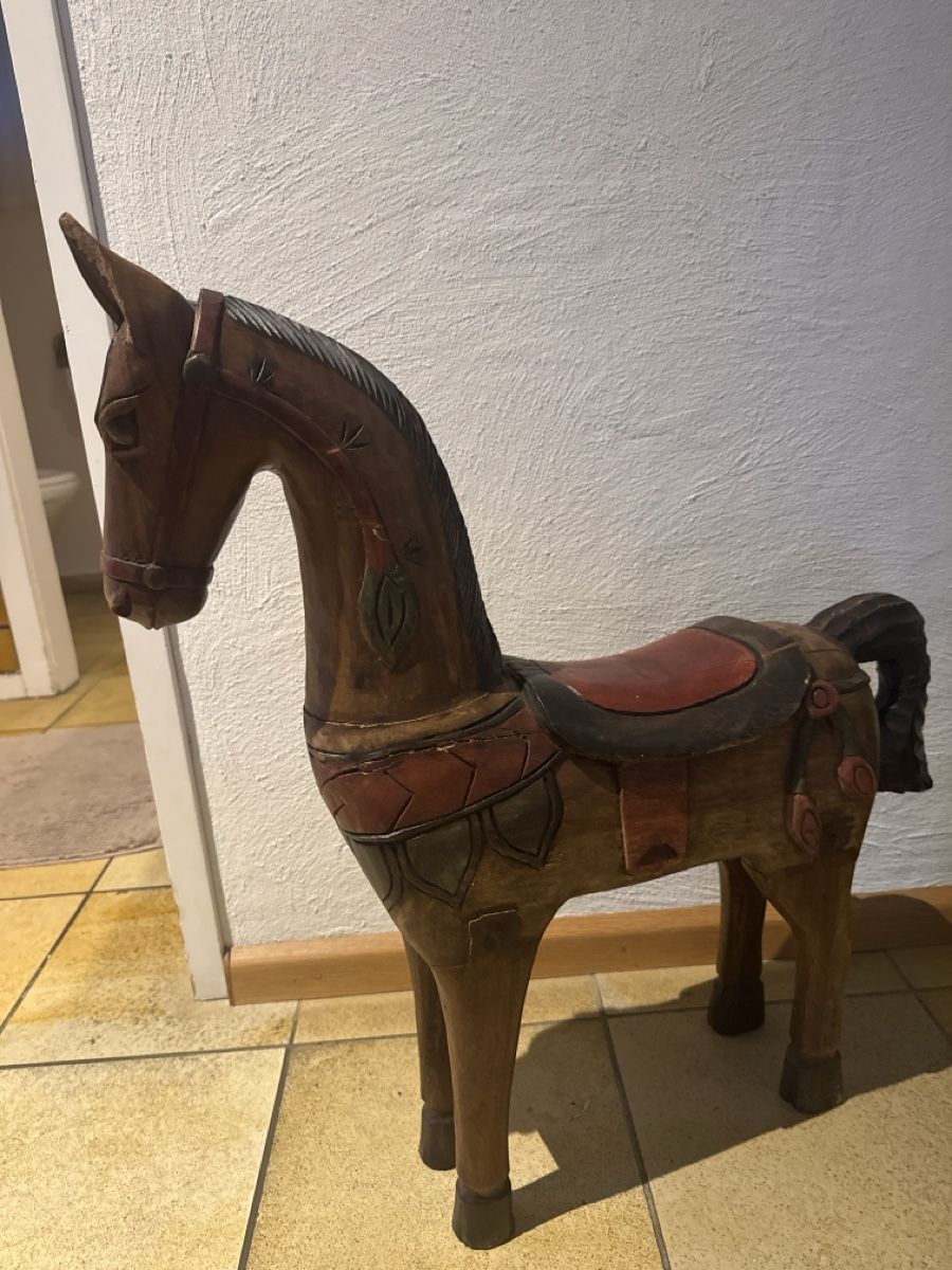 Figurines: Deko Holzpferd massiv – D'occasion à Füllinsdorf par Nanna22 1