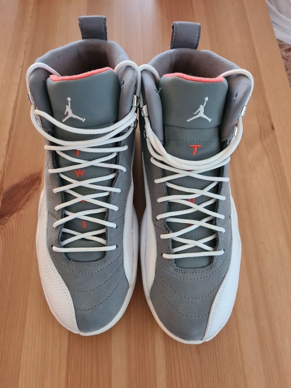 Scarpe da uomo: Air Jordan 12 Retro – Usato da Rotkreuz venduto da Bibi2405