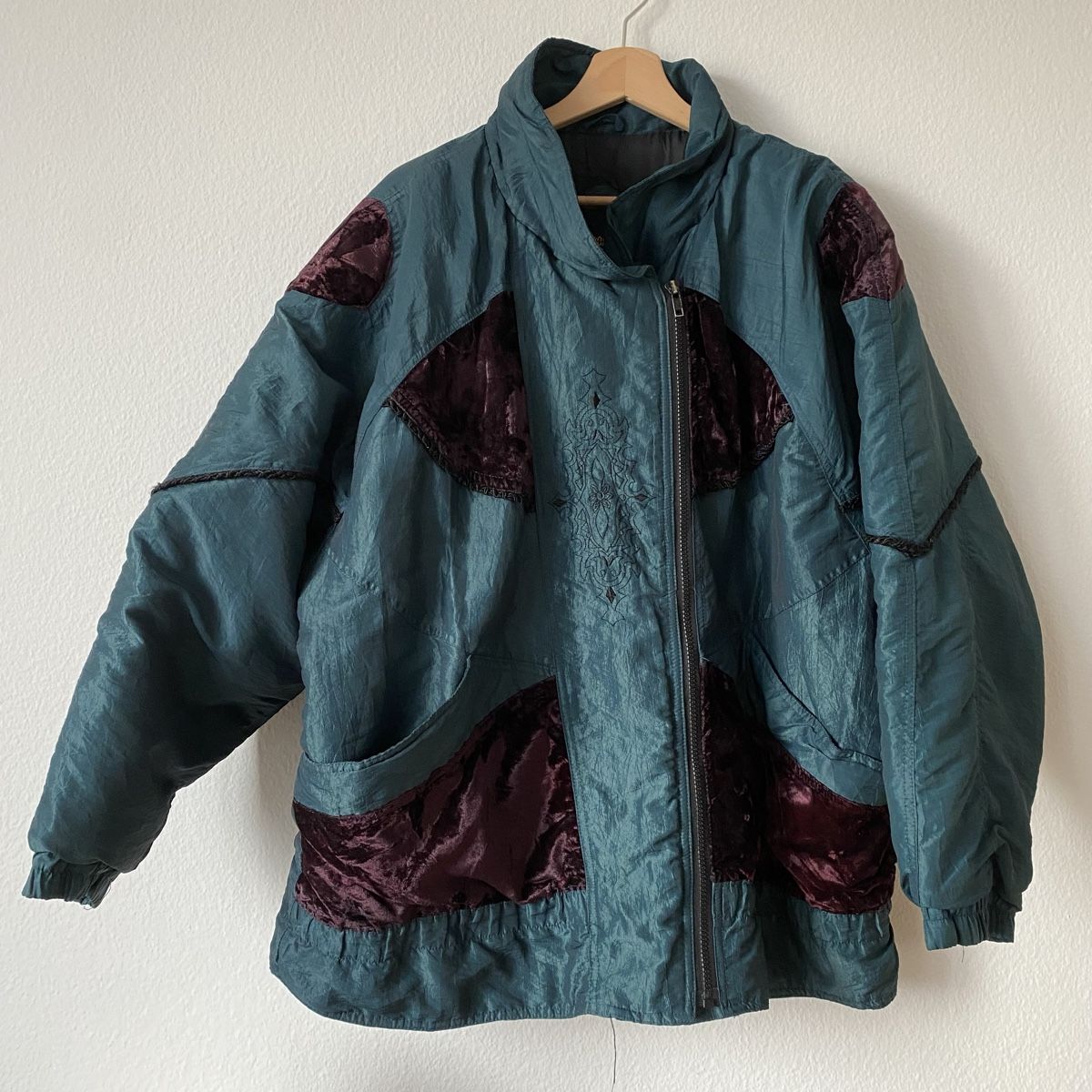 Giacche: Winterjacke Vintage oversized Gr. M – Usato da Binningen venduto da lebol0319 1