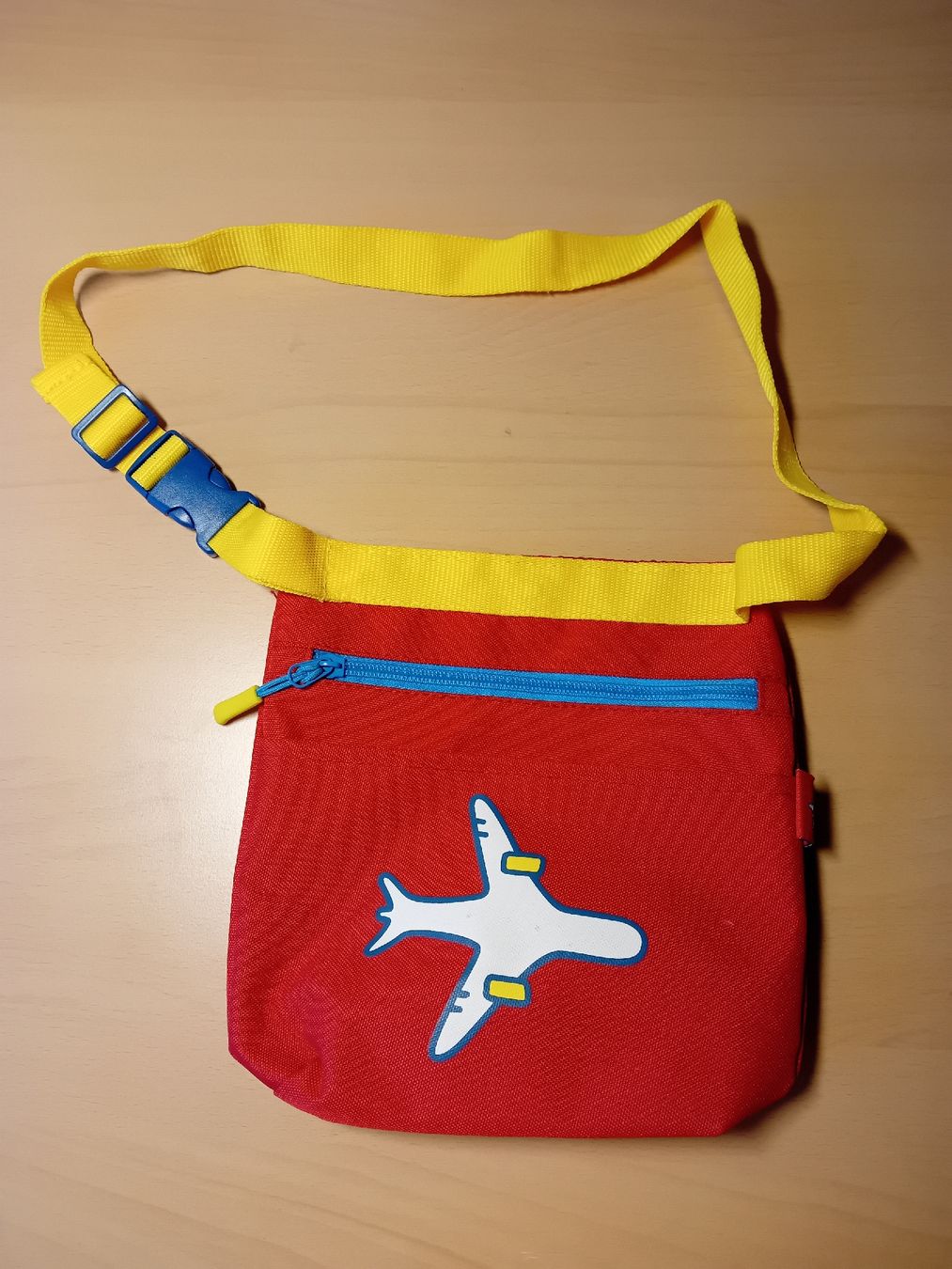 Sacs & sacs à dos: Kinder Täschchen Flugzeug – D'occasion à Schindellegi par nin_7njd