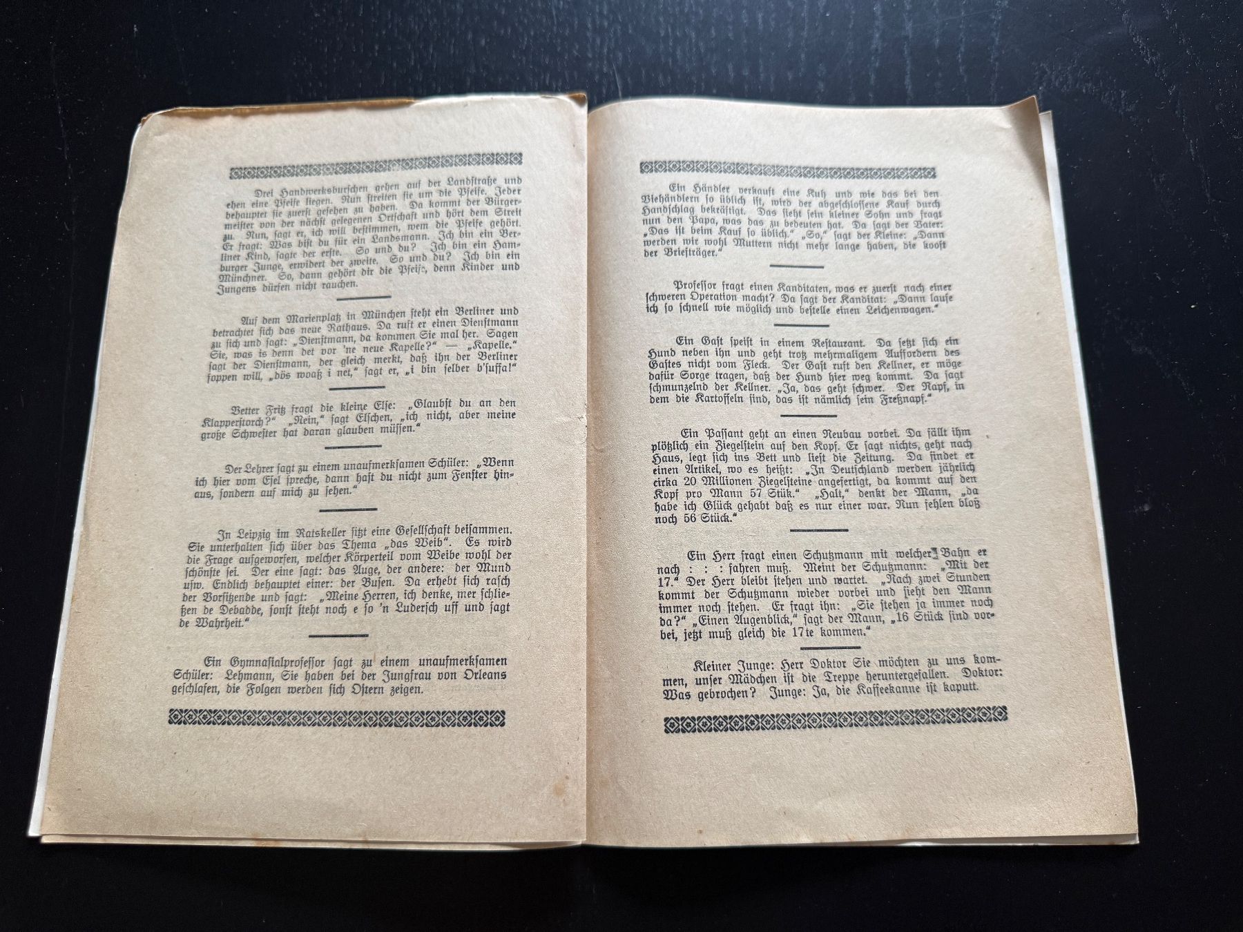 Libri: Büchlein "Das goldene Lachen" Willy Kuhn Sammlung – Usato da Erstfeld venduto da Mario_boe0 2