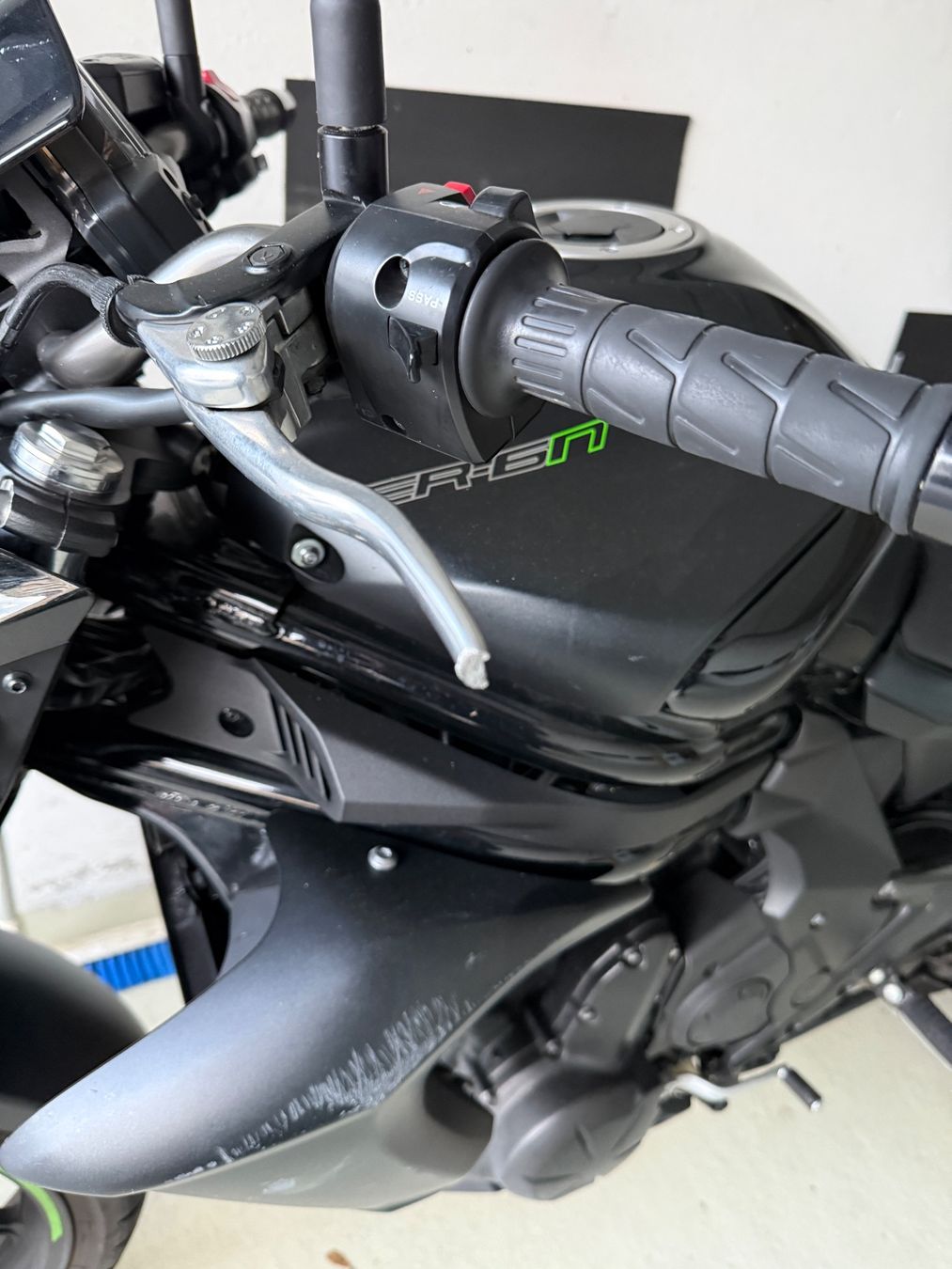 Kawasaki Strada: Kawasaki ER-6N – Usato da Herisau venduto da Ramon_Quattro 3