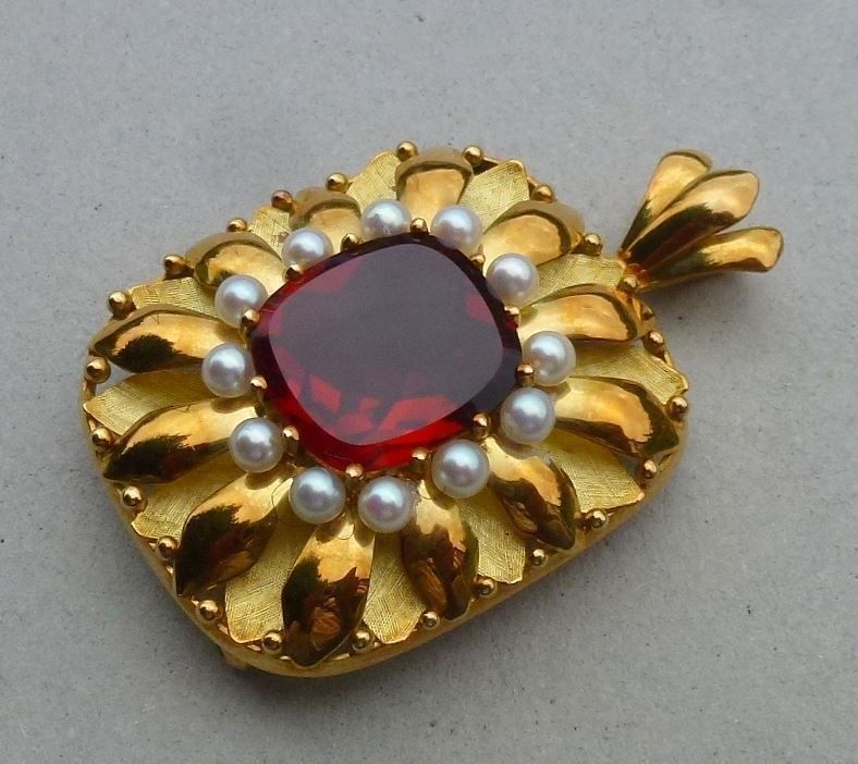 Spille & Fermagli: Top ++ Gold-Brosche mit roten Edelstein und kleinen Perlen – Usato da Walkringen venduto da Casablanca777 1