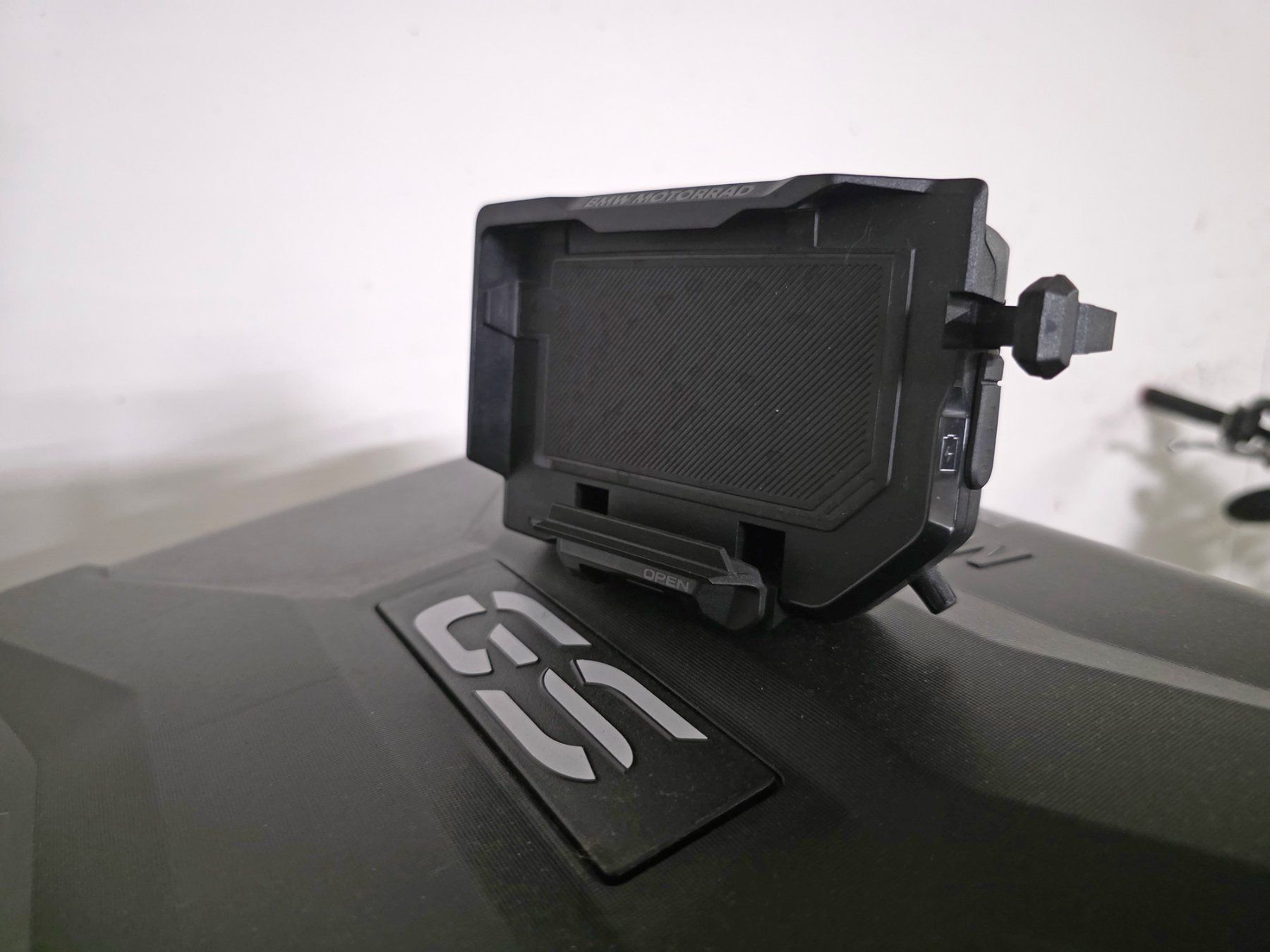 BMW Autres accessoires p. véhicule: BMW Connected Ride Cradle – D'occasion à Bülach par alkoholisti 1