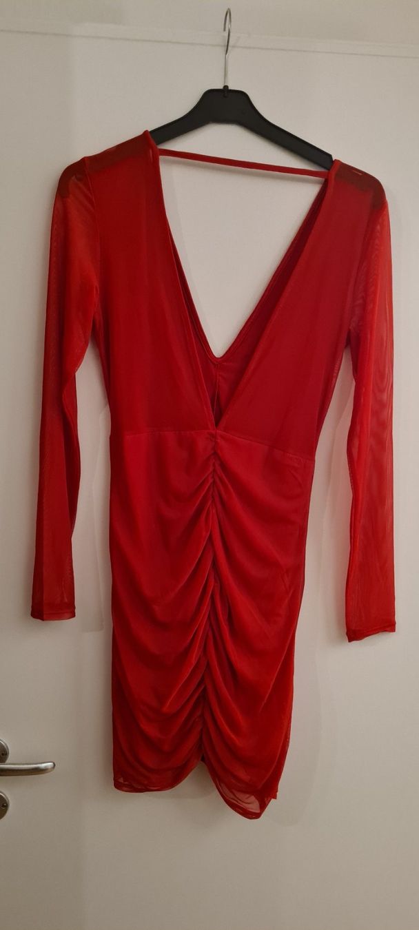 Vestiti: Elegantes rotes Kleid – Usato da Glattpark(Opfikon) venduto da ejo_m8fr