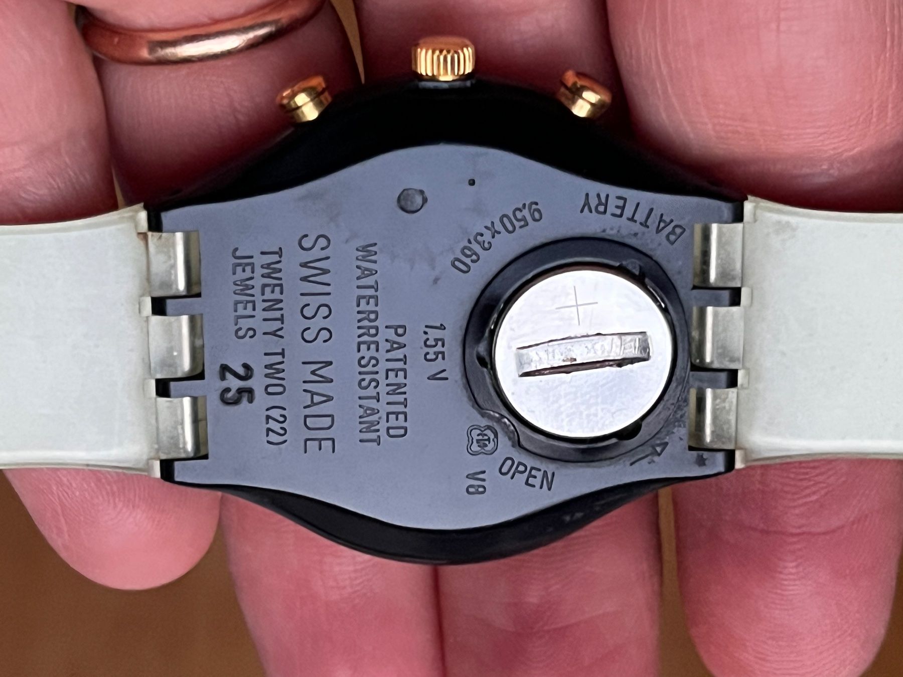 Bracciali & Braccialetti: 1 Swatch Uhr mit neuer Batterie – Usato da Basel venduto da thi0ja 3