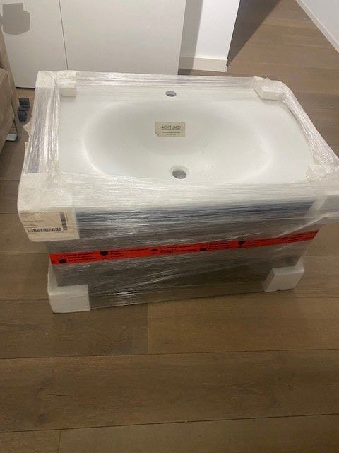 Mobili per bagno: Badzimmermöbel – Nuovo e nell'imballaggio originale da Ostermundigen venduto da gab_zx9f 1