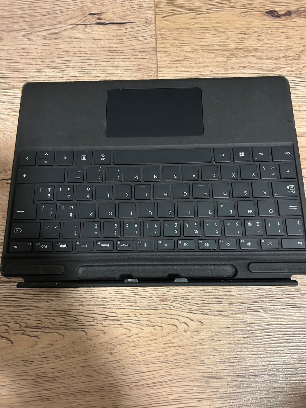 Microsoft Covers & Borse: Microsoft Surface Pro Type Cover Schwarz - Top Zustand! – Usato da Buchs SG venduto da mero08 2