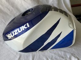 Réservoir Suzuki GSX 750 R