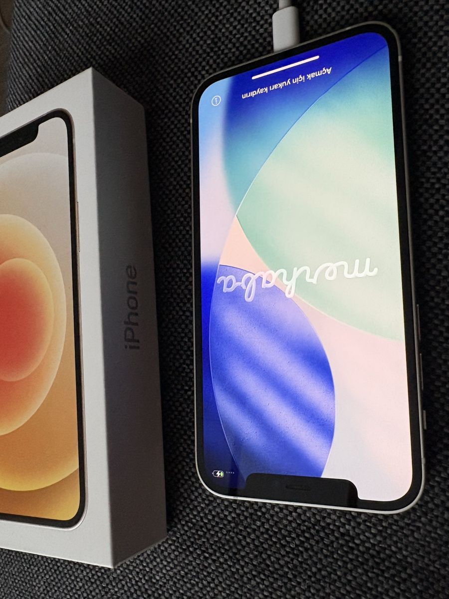 Apple Handys / Smartphones: Iphone 12 128GB – Defekt aus Küttigen von tnusntan 7