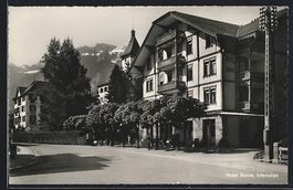 Interlaken, Strassenpartie am Hotel Sonn