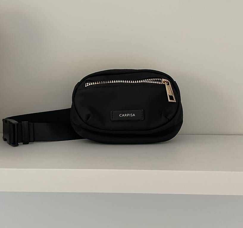 Taschen für Damen: Marsupio nero Carpisa  – Gebraucht aus Locarno von ste_8rjr