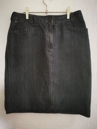 Jupe en jean bleu foncé New Man, taille 40, parfait état