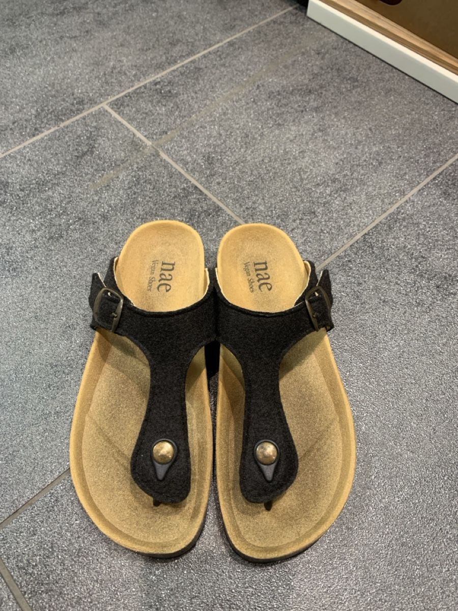 Scarpe da donna: NAE Damen Sandalen Gr. 37 – Nuovo (secondo la descrizione) da Aarau venduto da REVIVI
