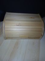 Praktischer Brotkasten aus Holz, Brotbox, Top Zustand!