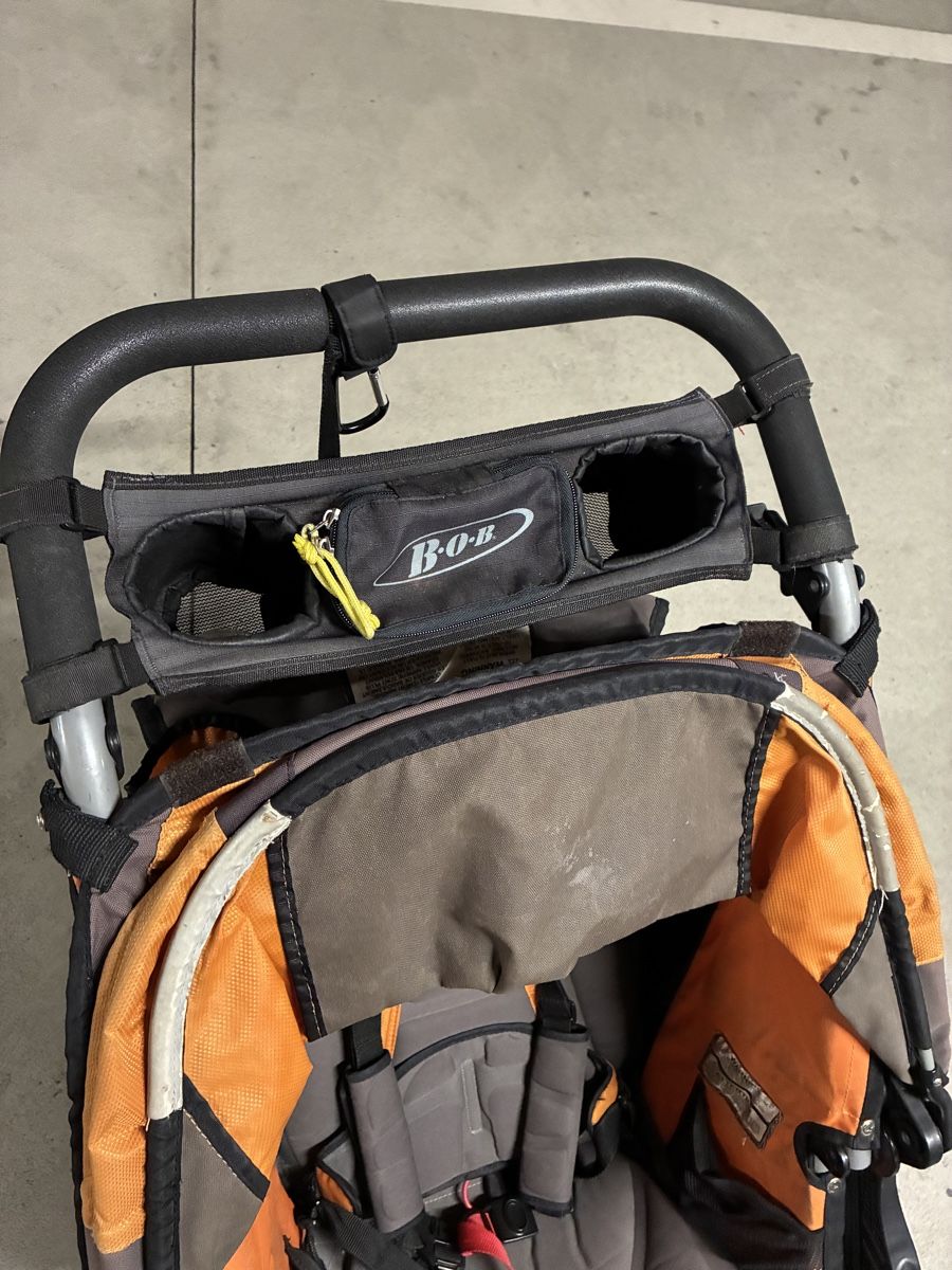 Poussette: BOB Revolution Jogging Stroller (used condition) – D'occasion à Genève par hen_9msg 4
