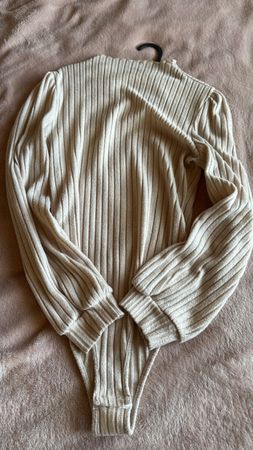 Ripp-Body mit Puffärmeln, beige, Grösse M/L