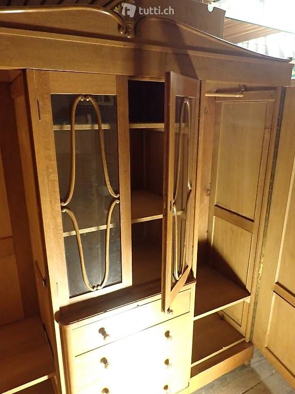 Armadi: Eichen Schrank, Vitrine, Kleiderschrank – Usato da Lupsingen venduto da kurrrti 1